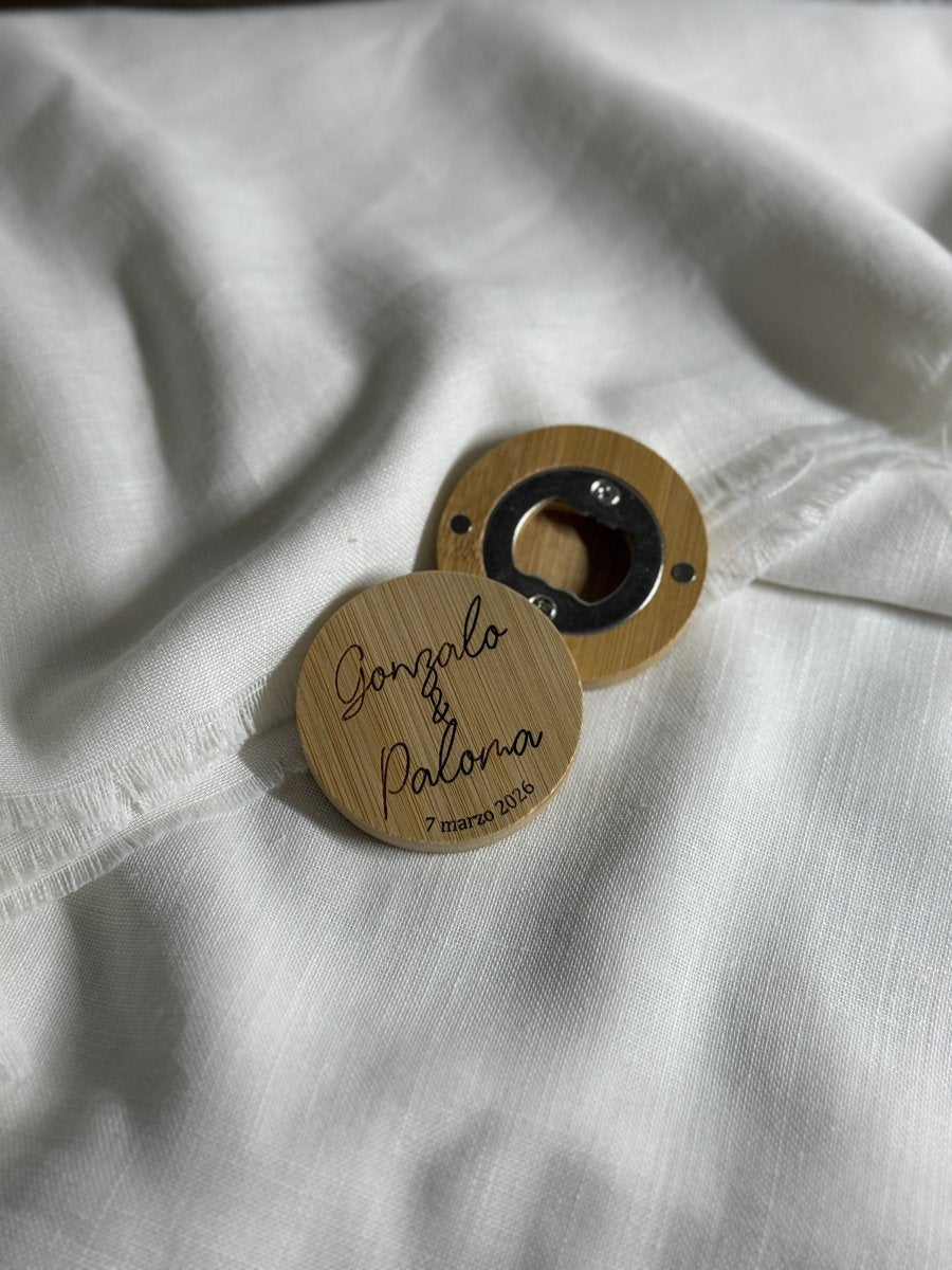 Abrebotellas de Bambú - Blanco y Negro Atelier