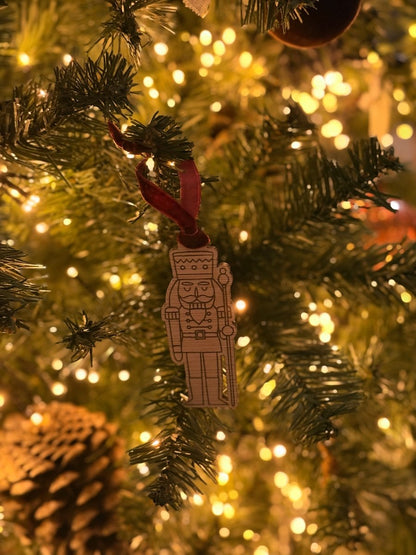 Adornos Colección Cascanueces - Blanco y Negro Atelier