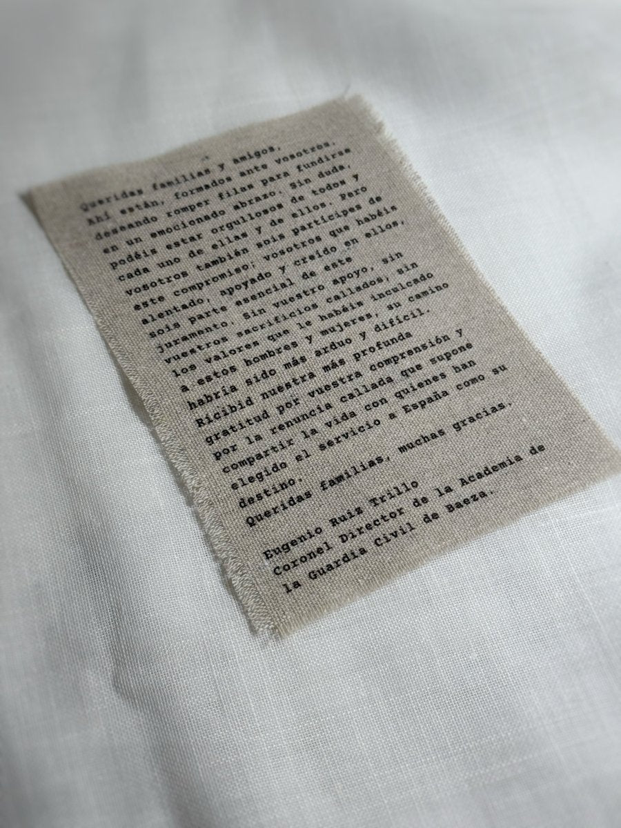 Carta en tela de lino - Blanco y negro 3D