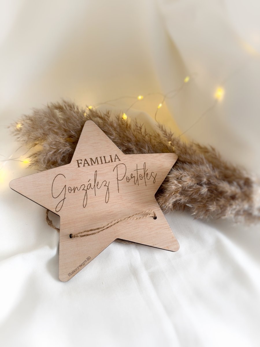 Estrella Familiar - Blanco y negro 3D