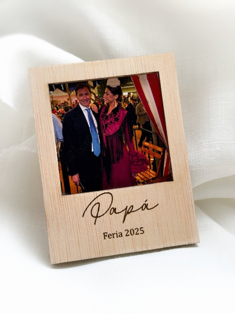 Imán personalizado de madera - Blanco y negro 3D