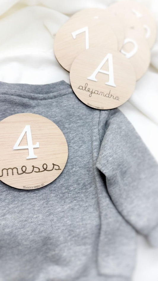 Plaquitas del primer año - Blanco y negro 3D